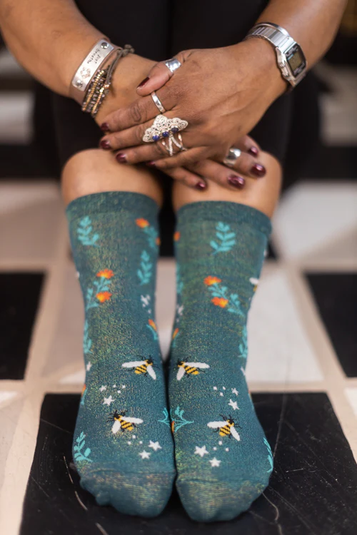 Bee Dazzling Shimmer Crew - Image 3