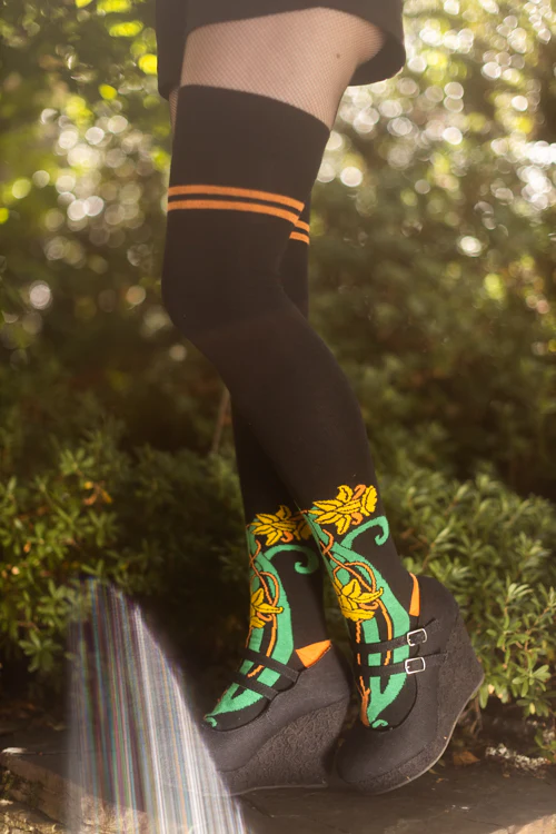 XL Foot Botanical Nouveau Thigh High Socks - Image 9