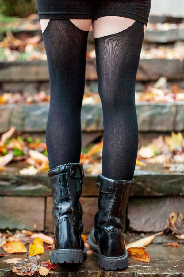 Diamond Net Opaque Stockings with Attached Garter - Image 4