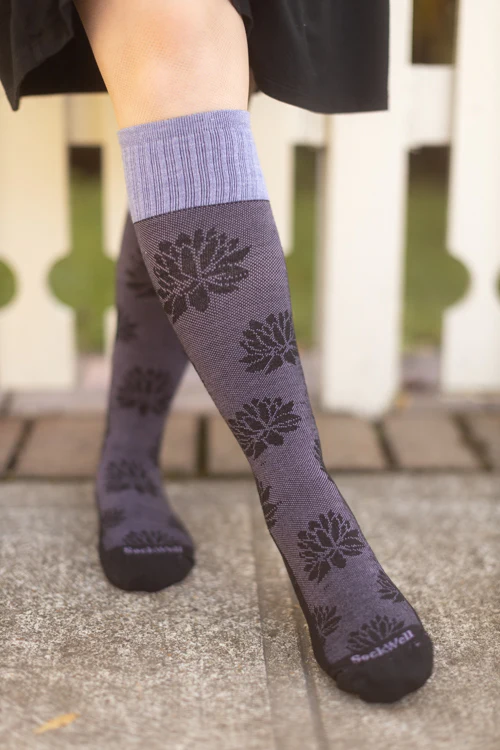 Lotus Lift Compression Knee High - Image 3