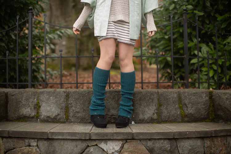 Lux Ribbed Leg Warmers - Image 5
