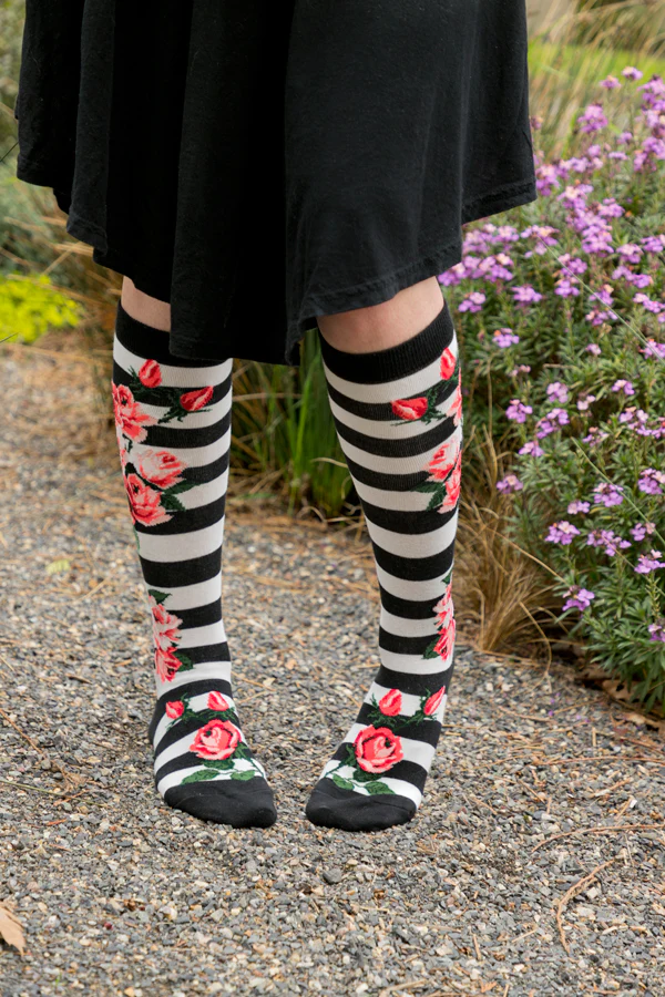 Romantic Rose Knee High - Image 5