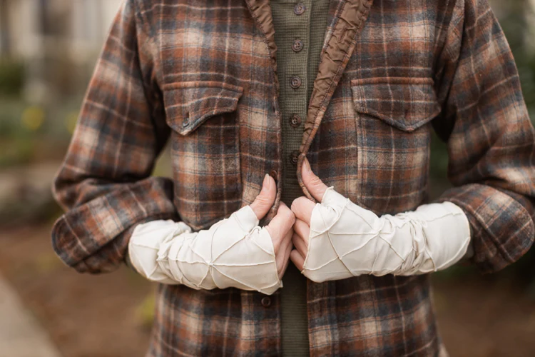 Textured Arm Warmers - Image 17